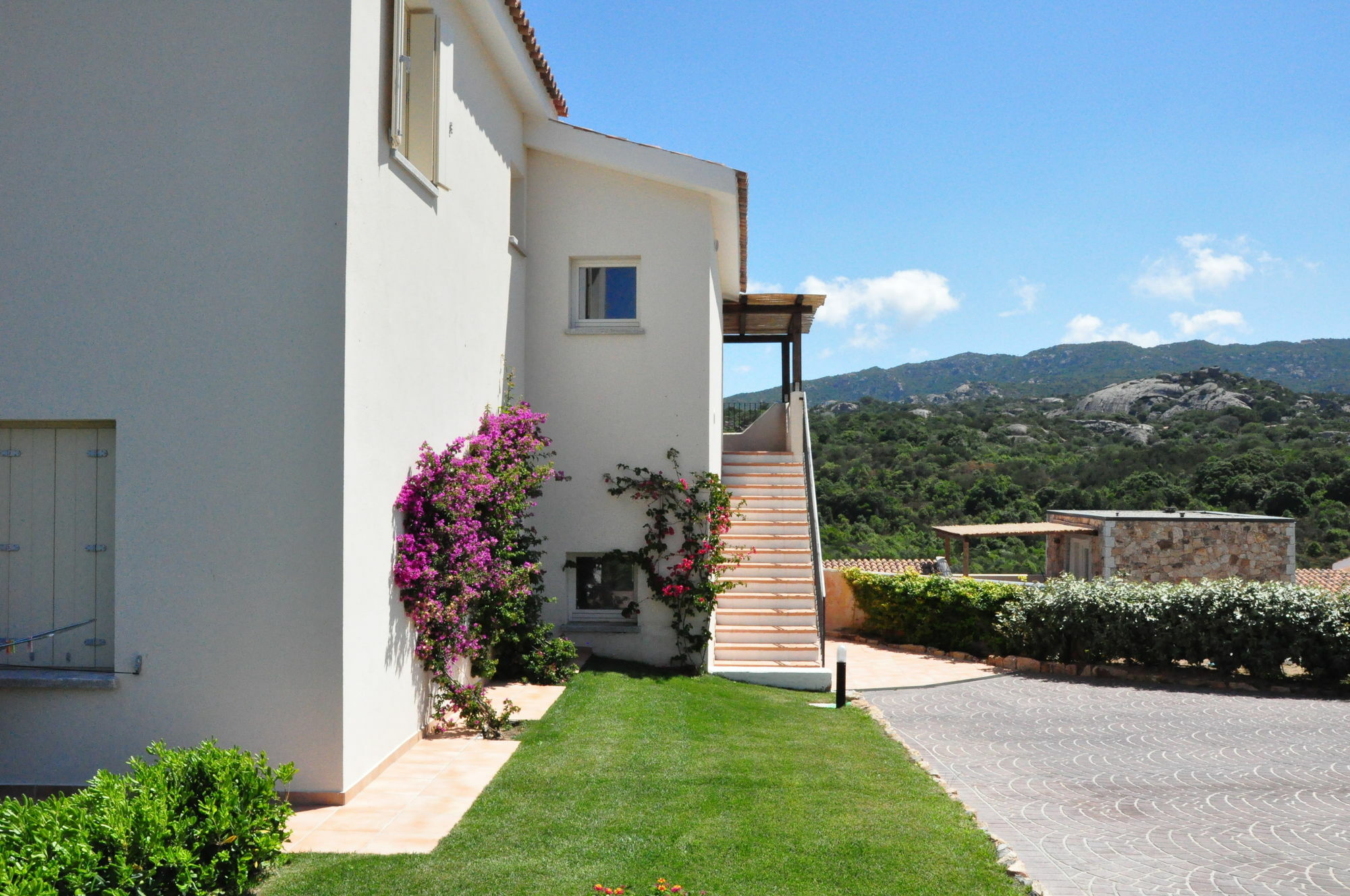 Ea Bianca Appart hôtel